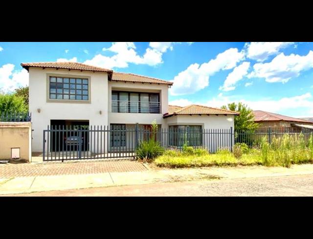 6 BEDROOM HOUSE FOR SALE IN MID ENNERDALE